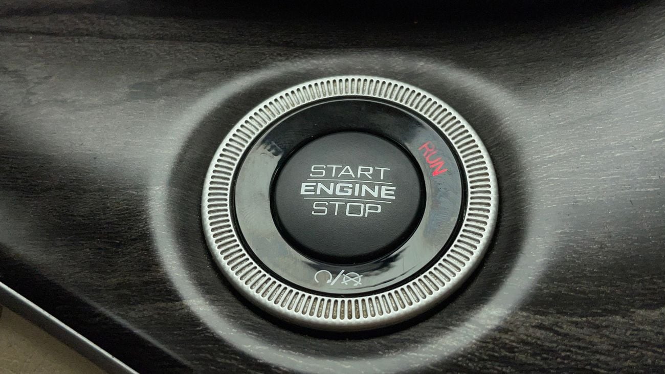 جيب جراند شيروكي L LIMITED 3.6 | بدون دفعة مقدمة | اختبار القيادة في المنزل