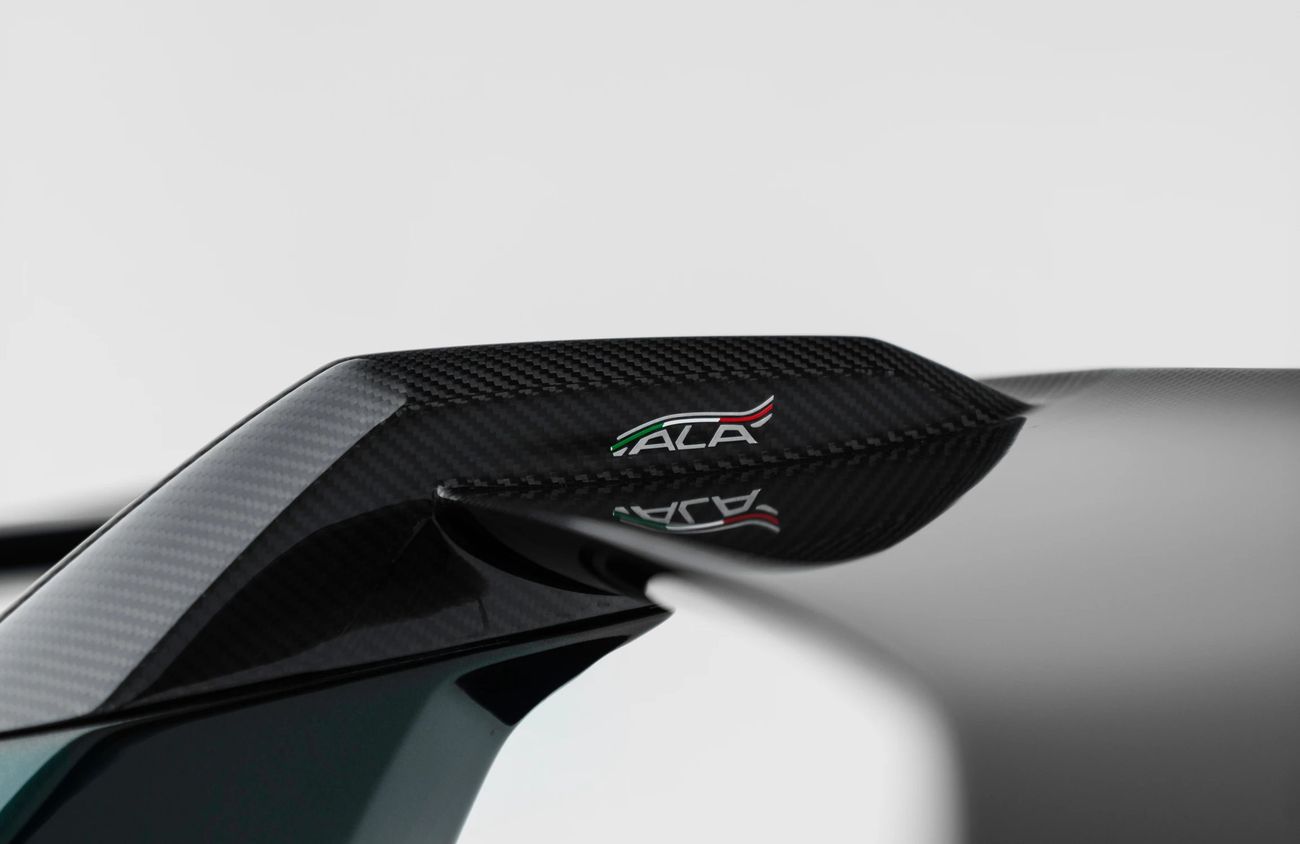 Lamborghini Aventador 6.5L V12 Naturally Aspirated Engine