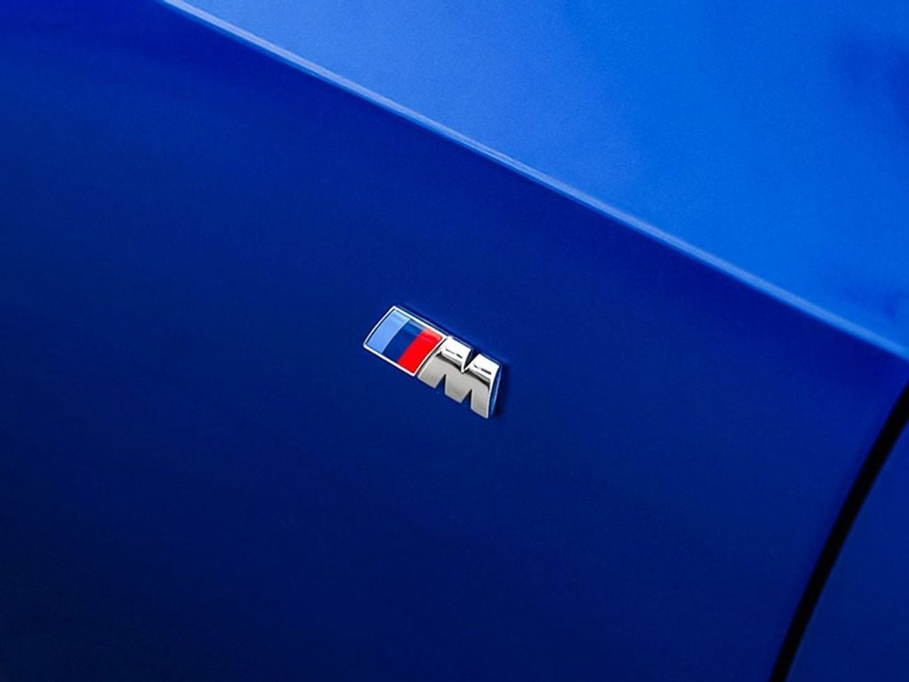 BMW 330i M Sport 2.0L (258 HP) M Sport 2.0L (255 HP)