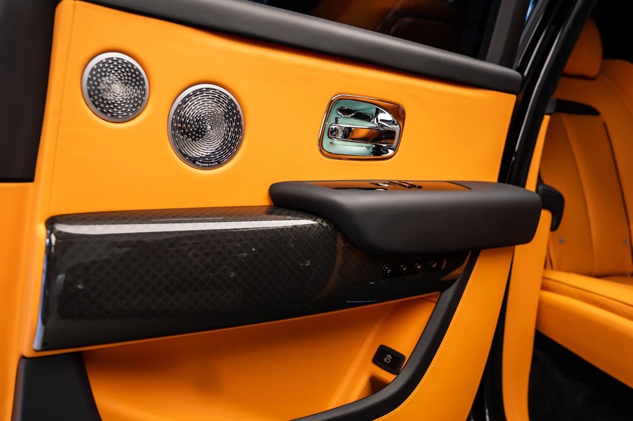 رولز رويس كولينان 2022 original MANSORY kit black badge