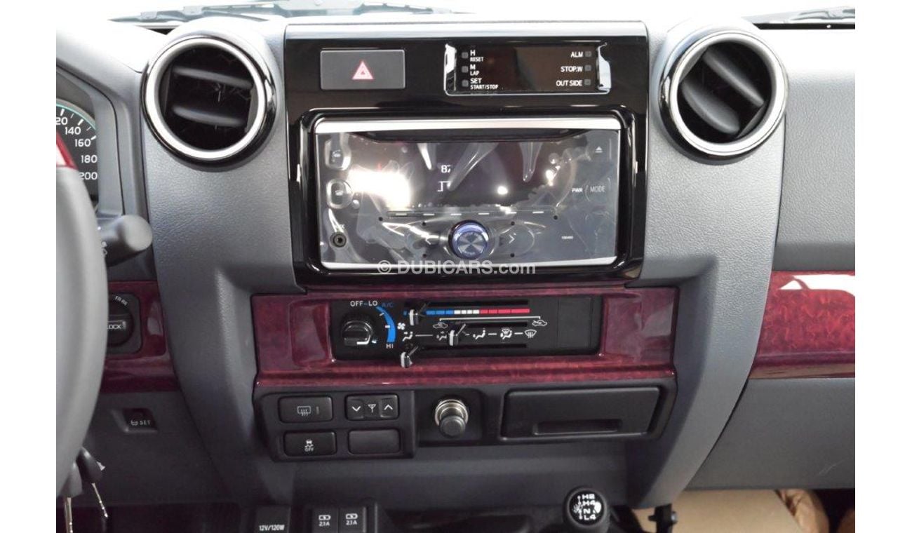 Toyota Land Cruiser 70 DLX  V8 4.5L Turbo Diesel 4wd Manual Transmission