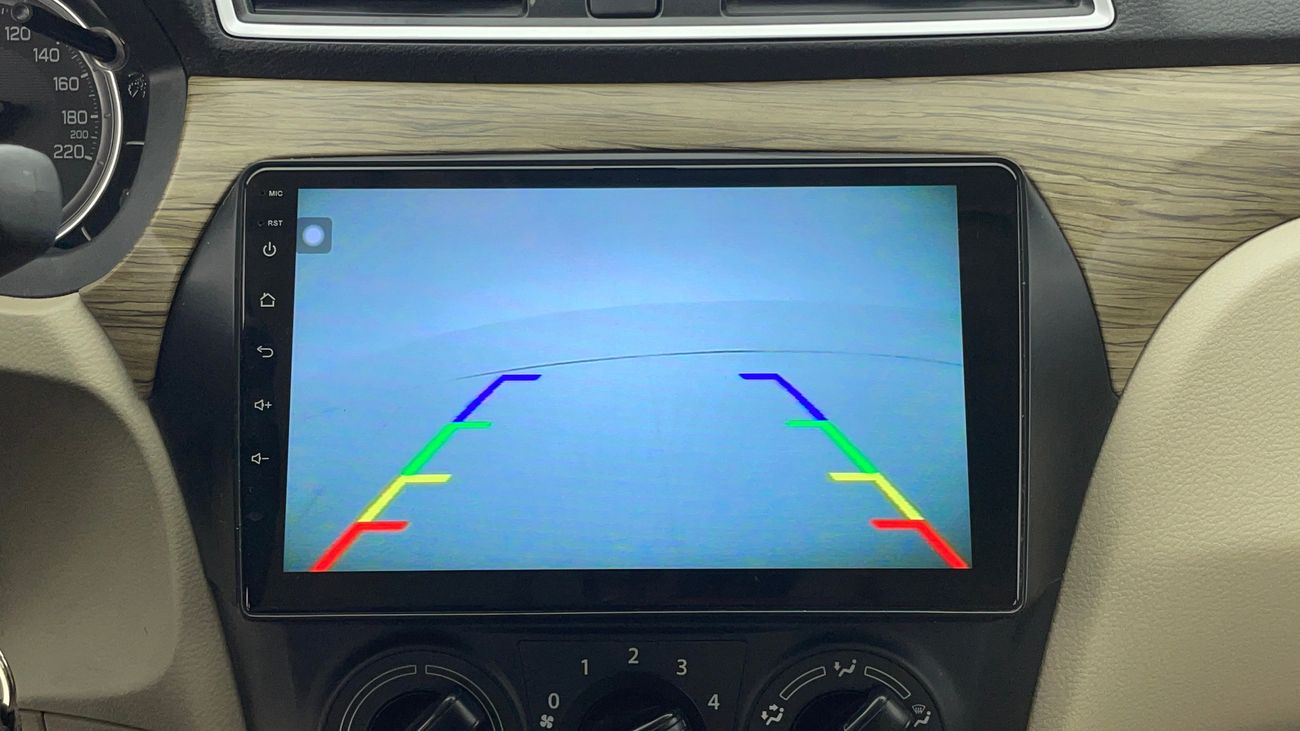 سوزوكي سياز GL 1.5 | بدون دفعة مقدمة | اختبار القيادة في المنزل