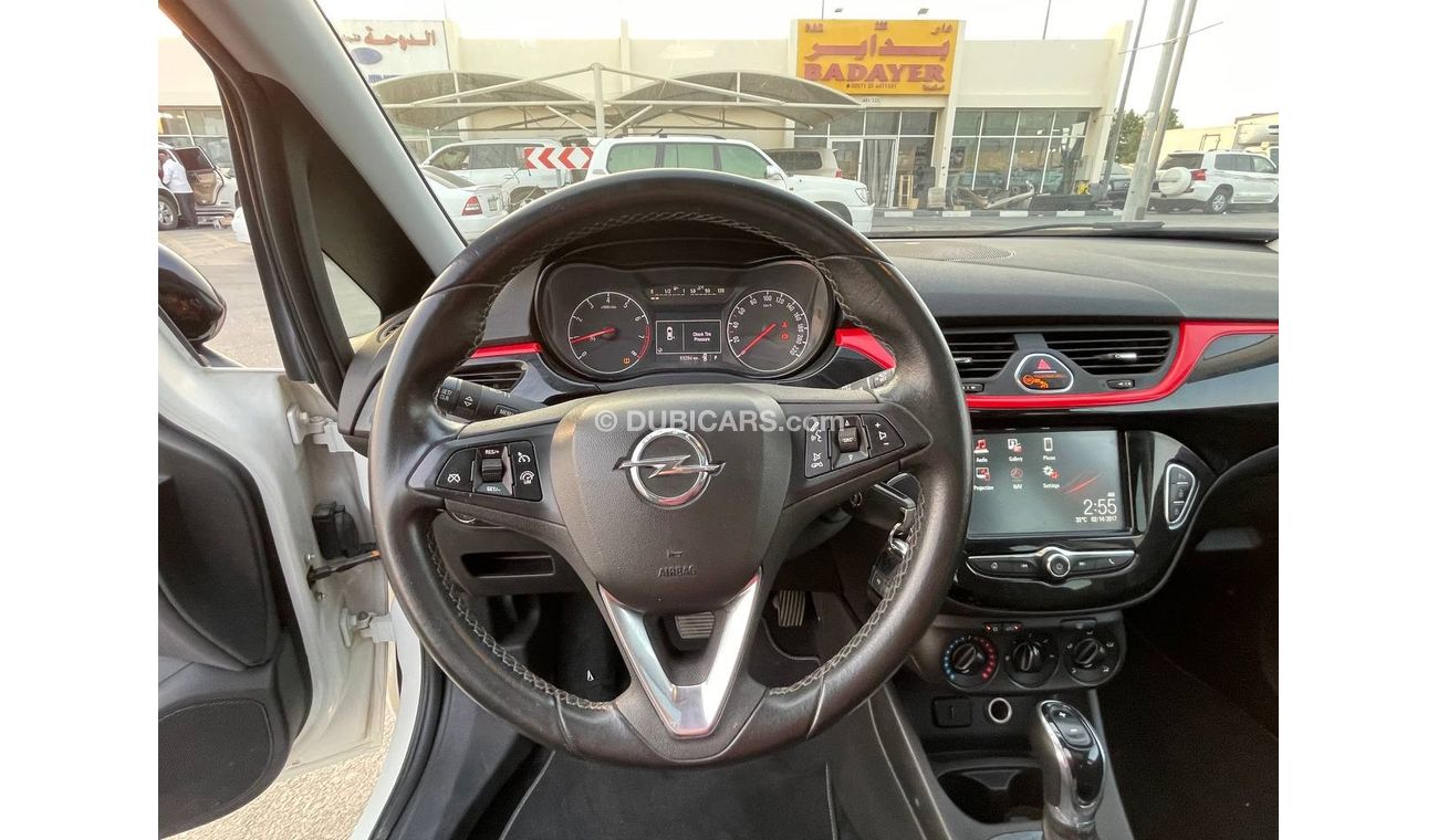 أوبل كورسا اوبل كورسا 2017ابيض فل اوبشن بحالة ممتازبدون حوادث