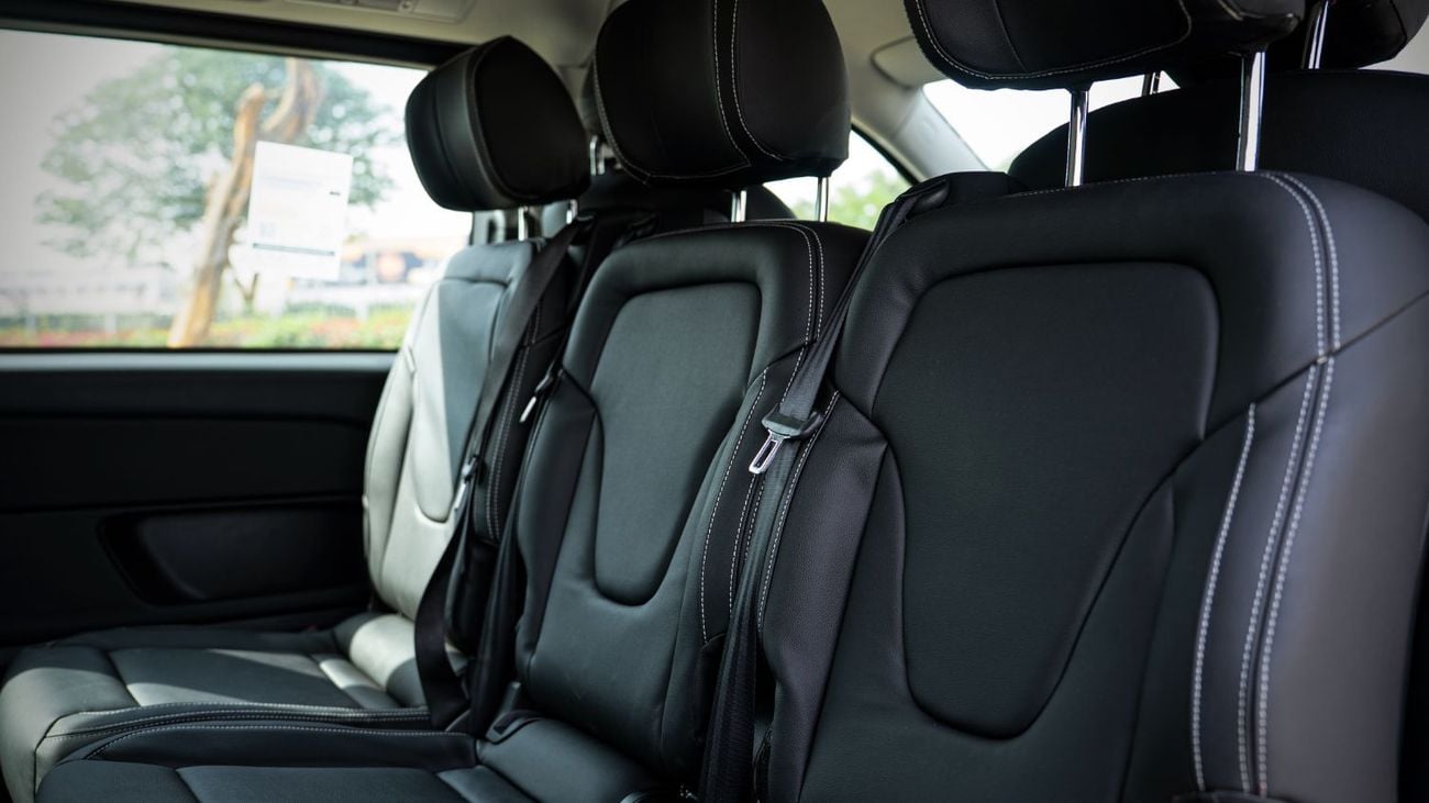 Mercedes-Benz V 300 2025 Mercedes Benz V300 Extra Long 2.0 - Black Inside Black | Export Only