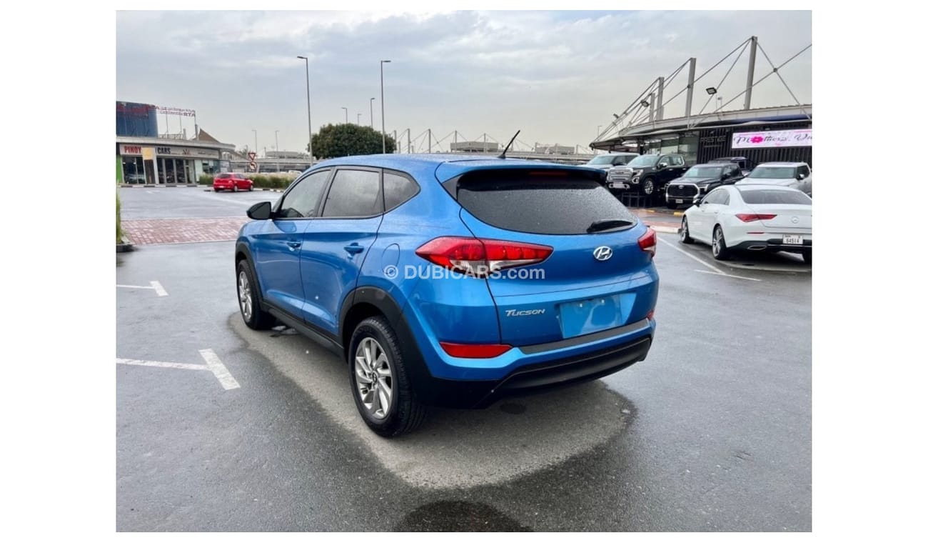 Hyundai Tucson SE 2018 KEY START ENGINE 4x4 USA IMPORTED - - - FOR UAE PASS AND FOR EXPORT AVAILABLE !!  FOR UAE 5%