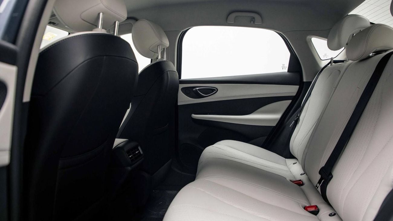 BYD Seal 05 DM-i 1.5L Petrol Engine + Electric Motor (DM-i Plug-in Hybrid) | 4 Door | 5 Seater