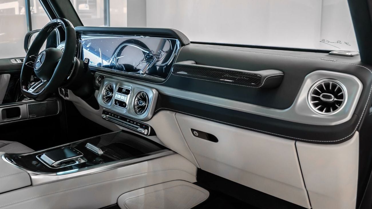 Mercedes-Benz G 63 AMG 2026 | BRAND NEW | FULL CARBON FIBER | DOUBLE NIGHT PACKAGE | 0 KM | FULL OPTION | GCC SPECS