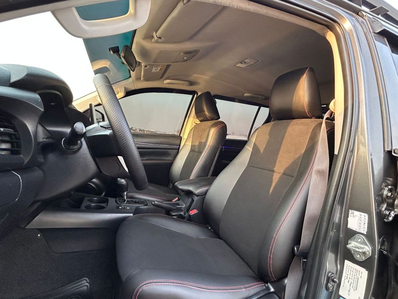 تويوتا هيلوكس 