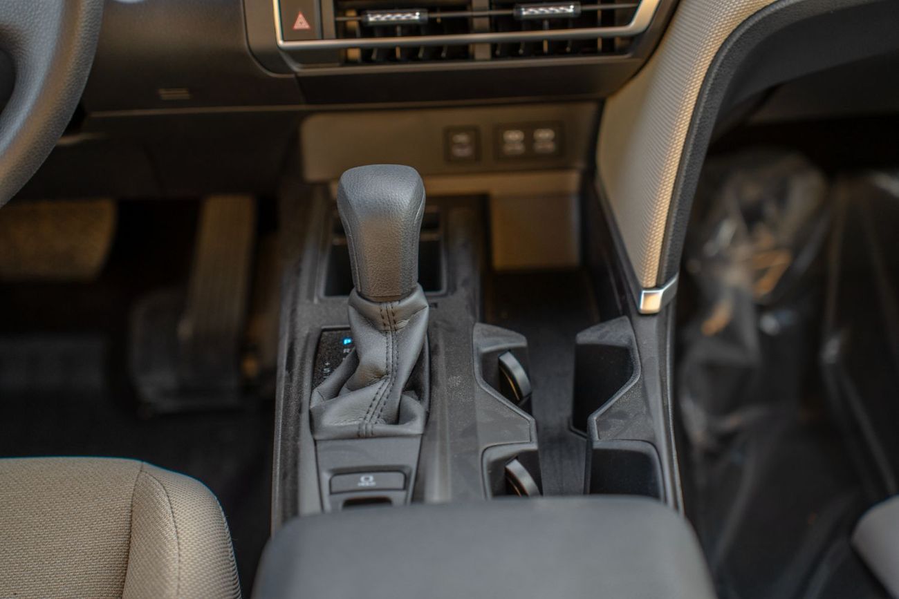 تويوتا كامري E 2.5L