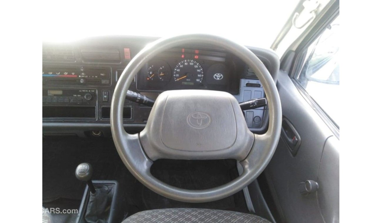 Toyota Hiace Hiace RIGHT HAND DRIVE  (Stock no PM 538 )