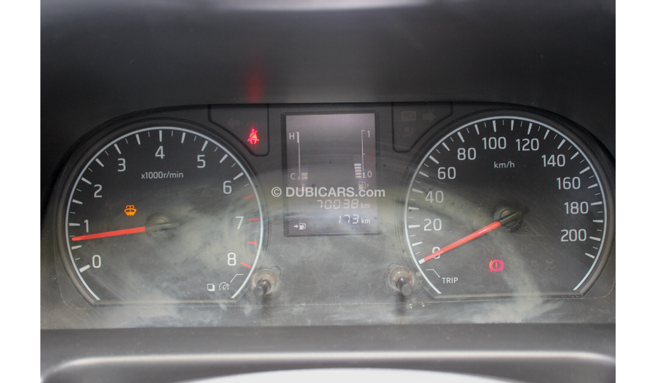 Nissan Urvan (2018) NV350 MT GCC