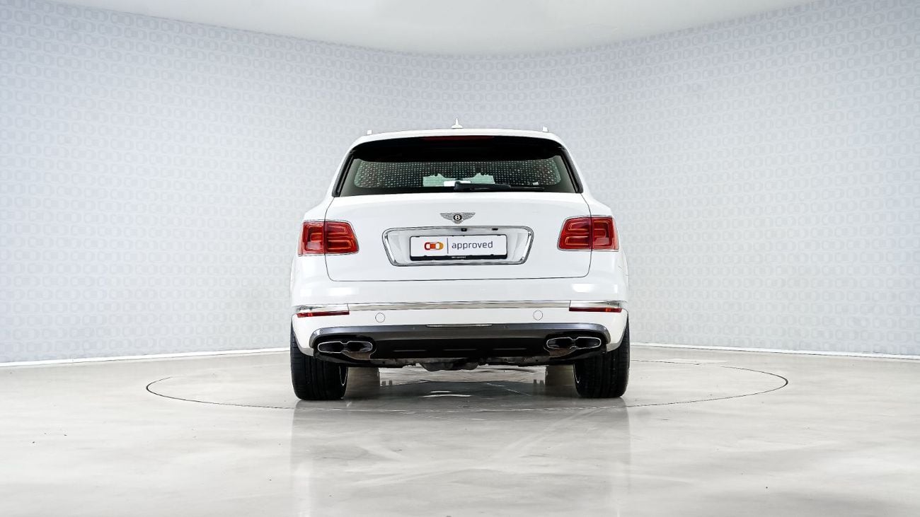 بنتلي بينتايجا V8 | AED 5,892 PM | Up to 3 Years Unlimited Warranty | GCC