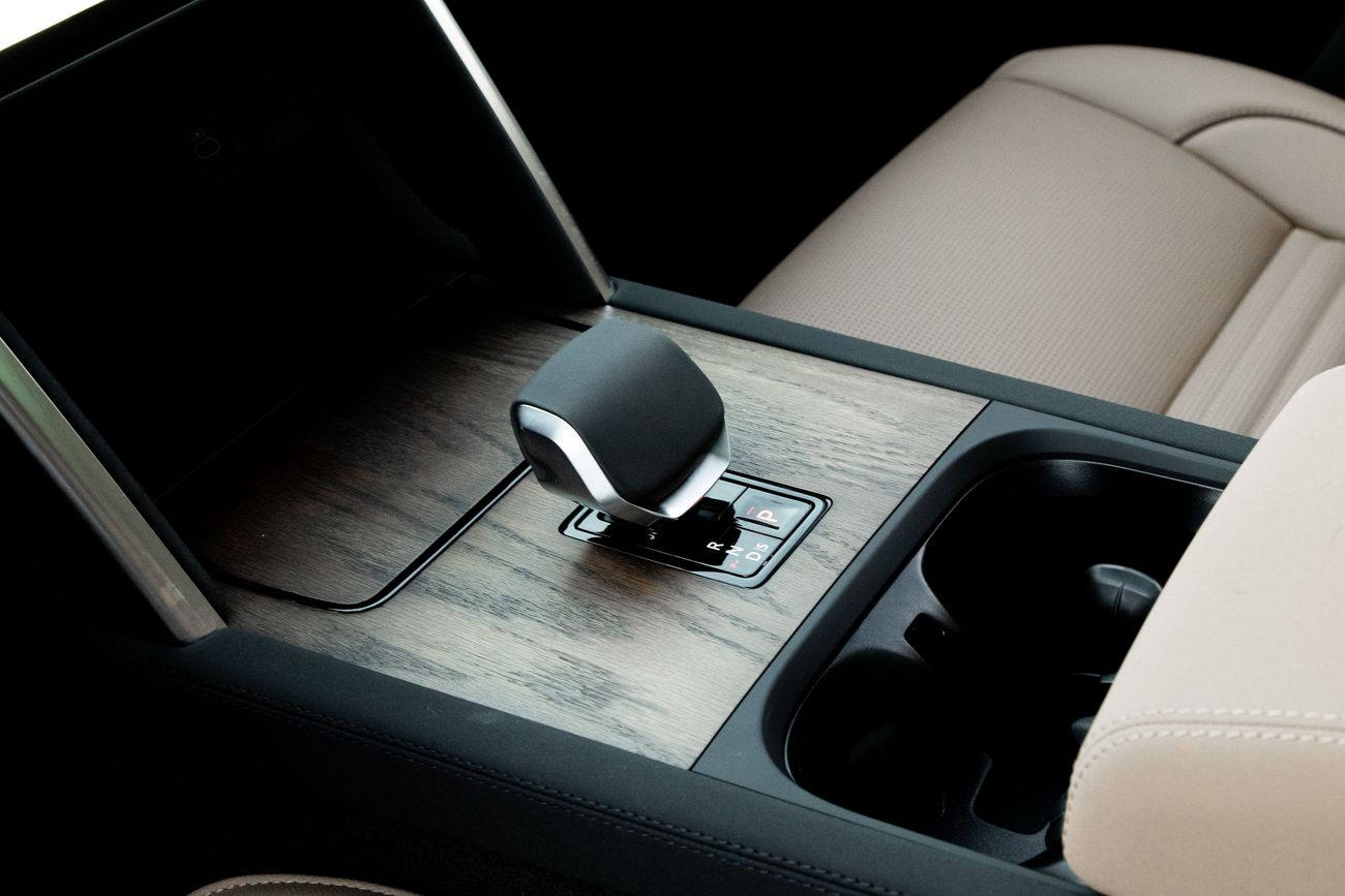 لاند روفر دسكفري سبورت 3,232 P.M | 0% Downpayment | Discovery Sport Dynamic SE P250!