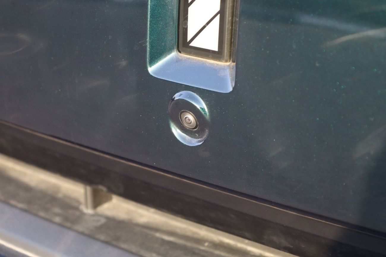 Chery iCar 03 CHERY_iCAR_eQ3_MODEL_2024_RANGE_472KM_AVAILABLE_SILVER_GREEN