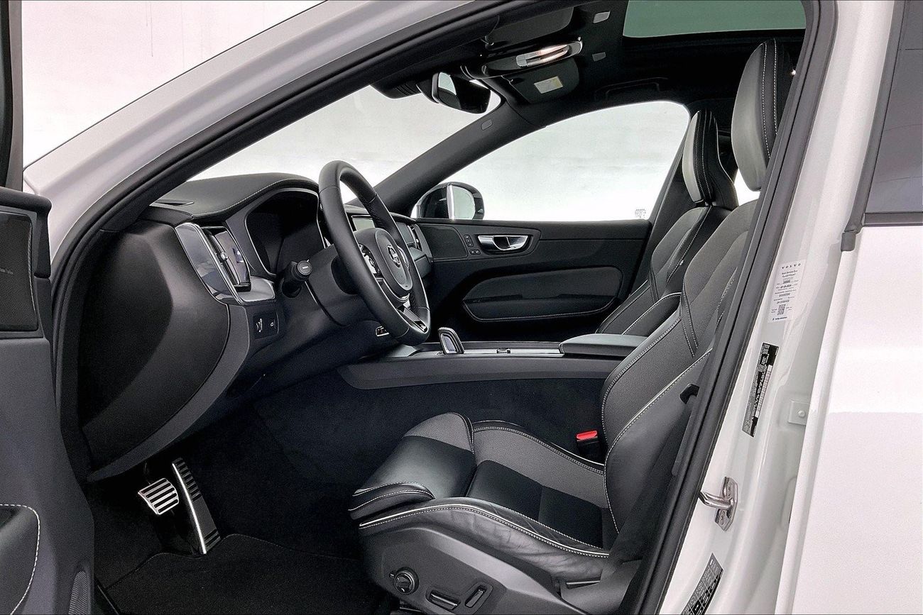 Audi A8 L 55 TFSI quattro +Rear Entertainment Package | 1 year free warranty | 0 Down Payment