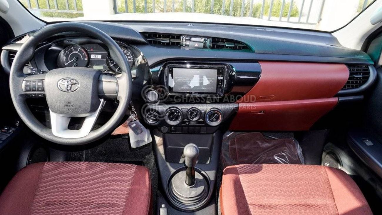 Toyota Hilux Double Cabin, 2.4L, 4x4, Diesel