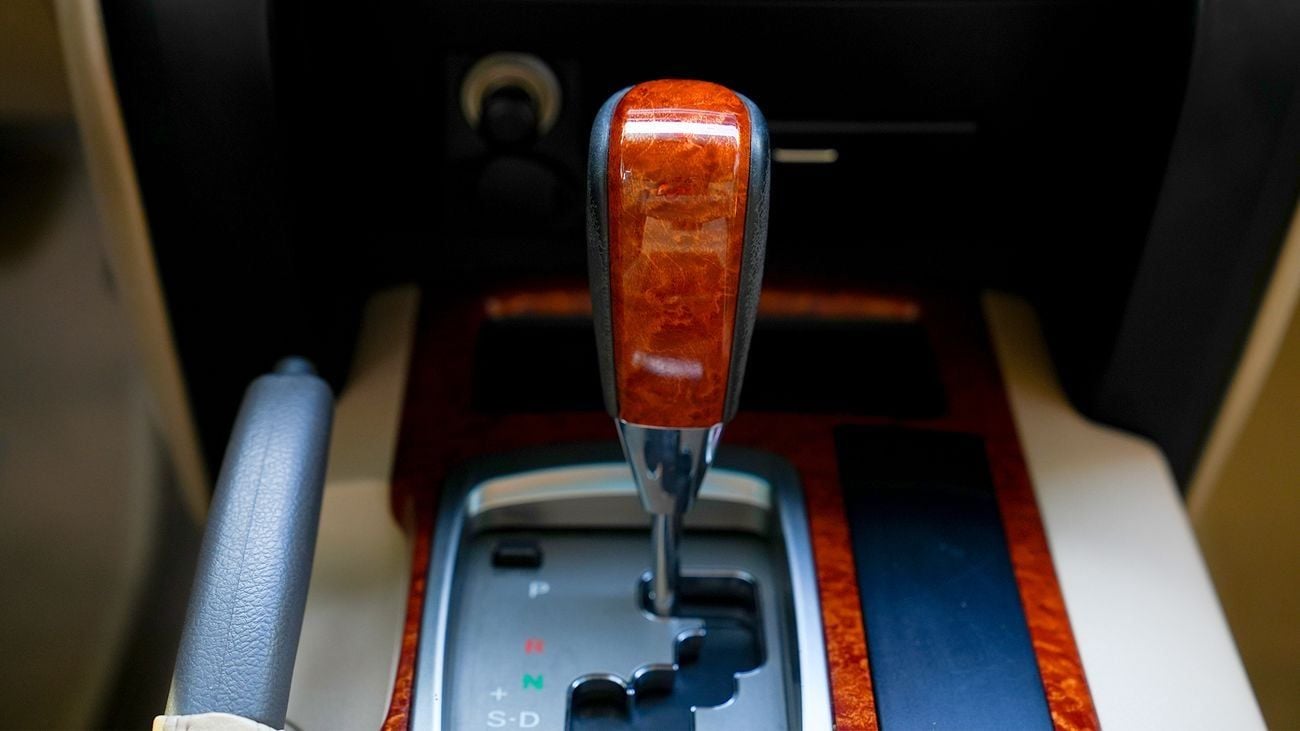 تويوتا لاند كروزر EXR V6 2014!! GCC SPECS!! WELL MAINTAINED