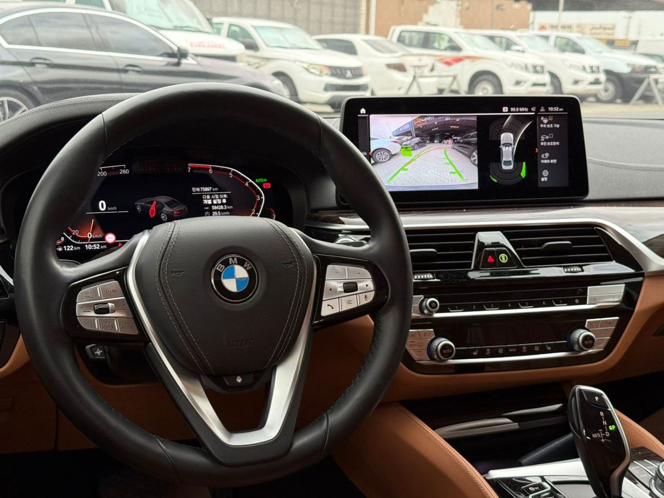 BMW 520i Middle East Edition 2.0L Middle East Edition 2.0T