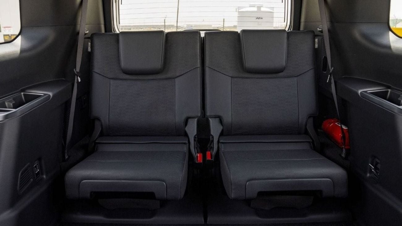 Toyota Prado (LHD) TOYOTA PRADO 250 2.4P AT FIRST EDITION MY2025 – SAND & GREY ROOF