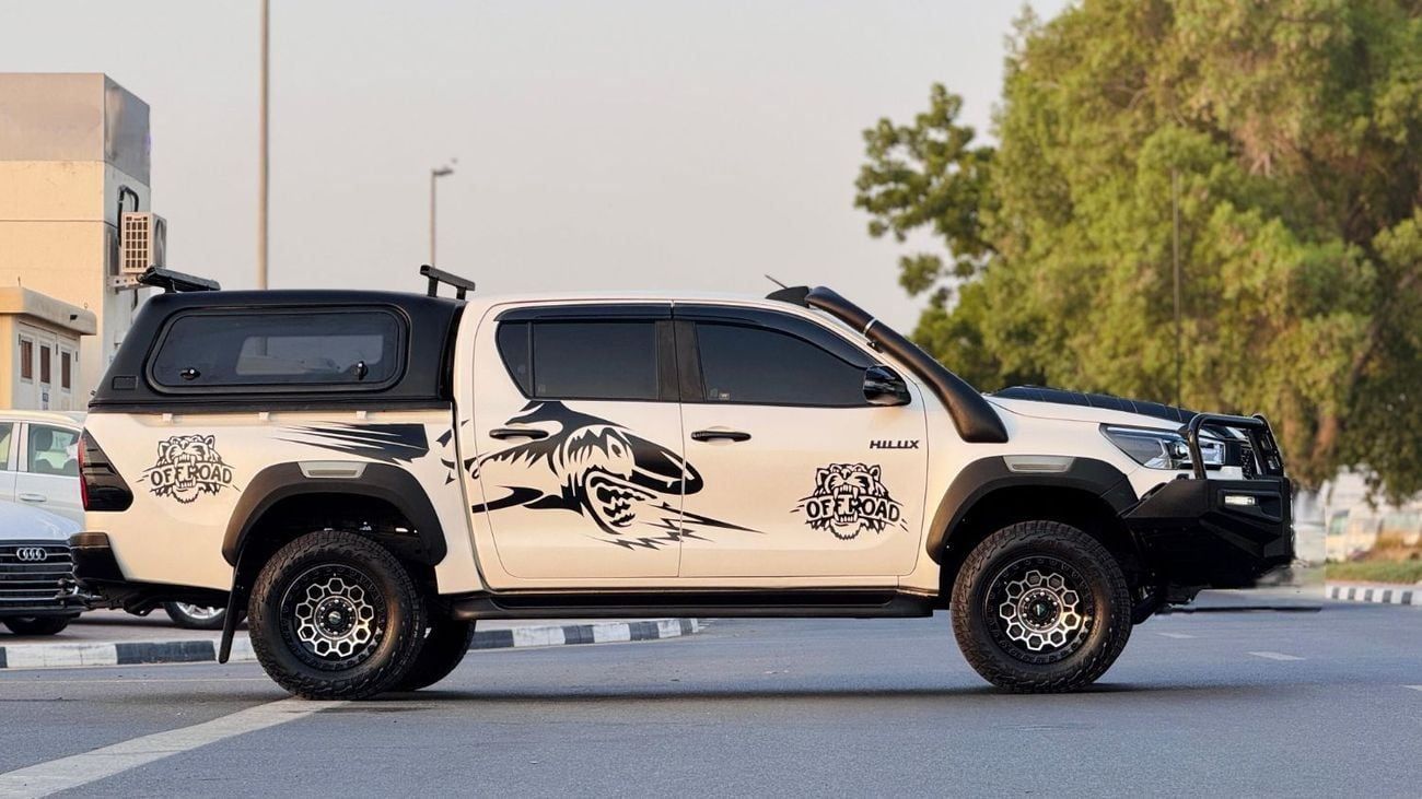 تويوتا هيلوكس -