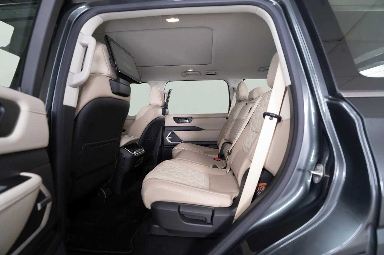 Nissan Patrol SE Platinum City 5.6L SE PLATINUM CITY 3.8