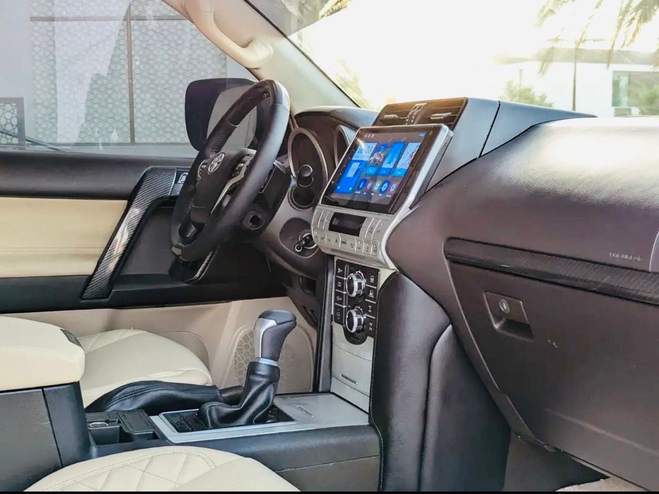 Toyota Prado Toyota Prado 2011 facelifted 2023 V4 2.7 TX-L petrol