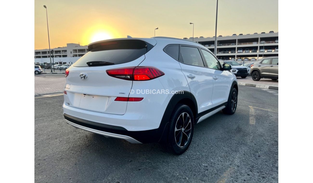 هيونداي توسون 2.0L