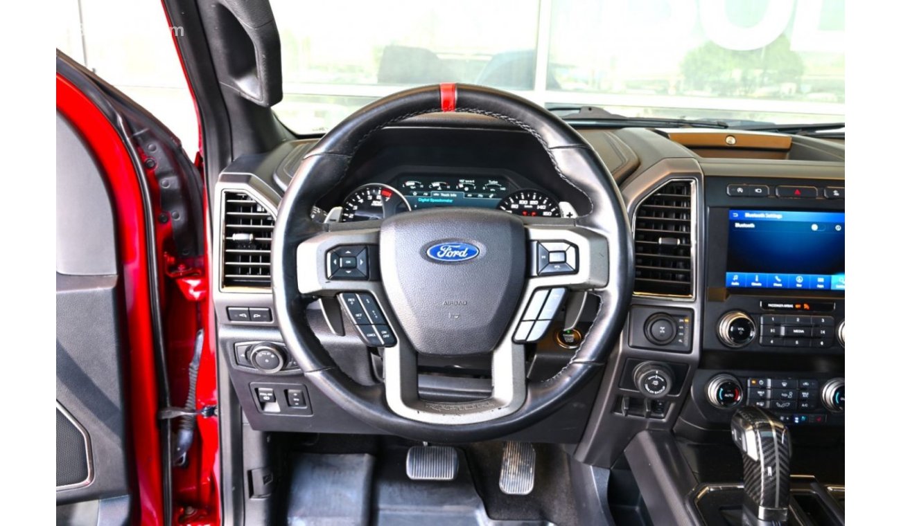 Ford F-150 F-150 Raptor Performance - Panoramic Roof - Original Paint - Full Service History - GCC - Low Mileag