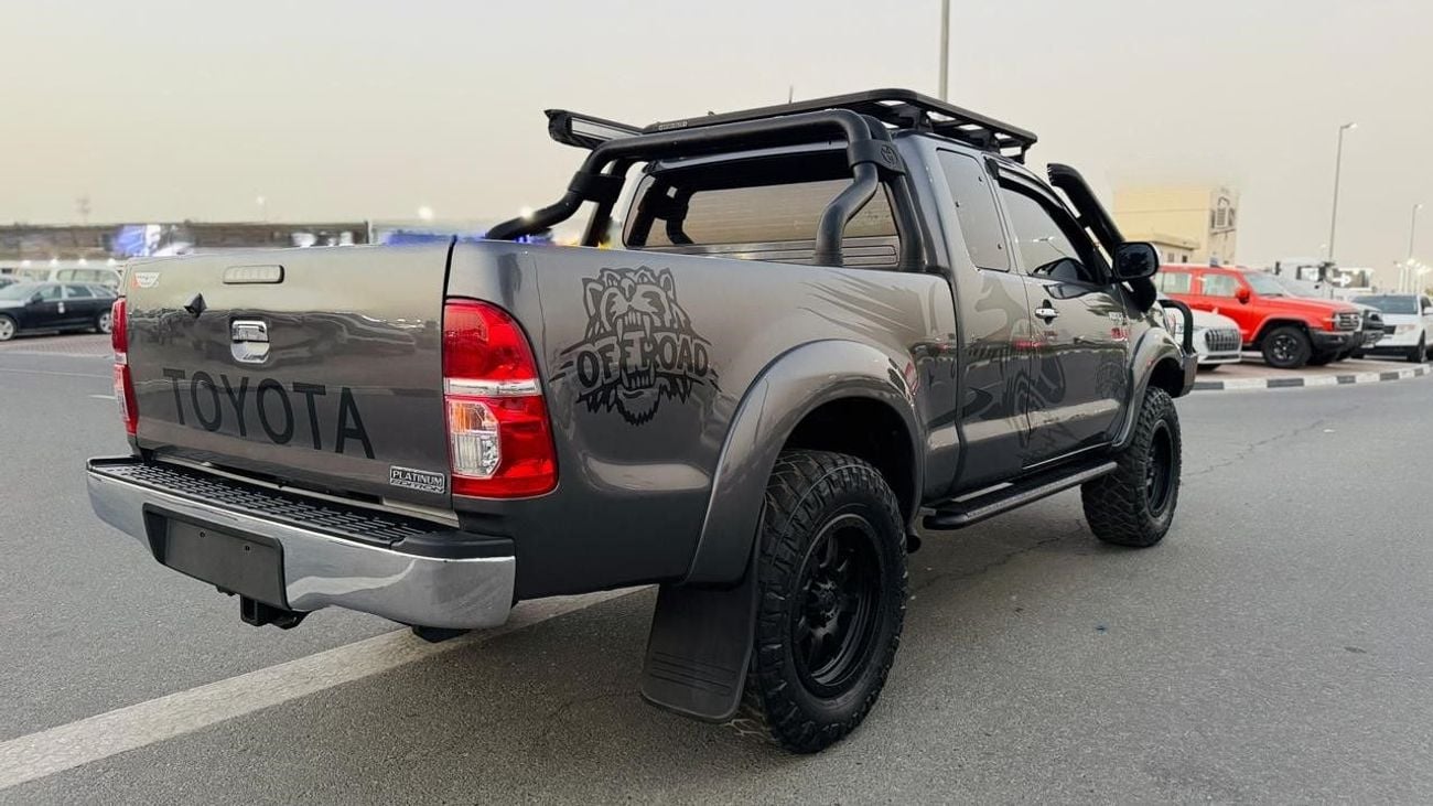 تويوتا هيلوكس 2015 | 3.0 DIESEL ENGINE | MT | RHD | BULL BAR WITH LED LIGHTS | ROOF RACK WITH SIDE AWNING CAMPING