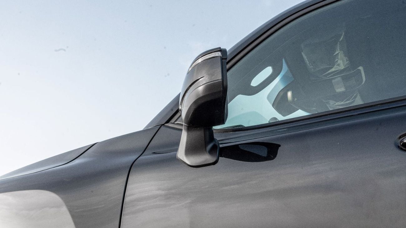 Toyota Land Cruiser 2026 Toyota Land Cruiser GXR 3.3L AT Diesel (Black-Black)