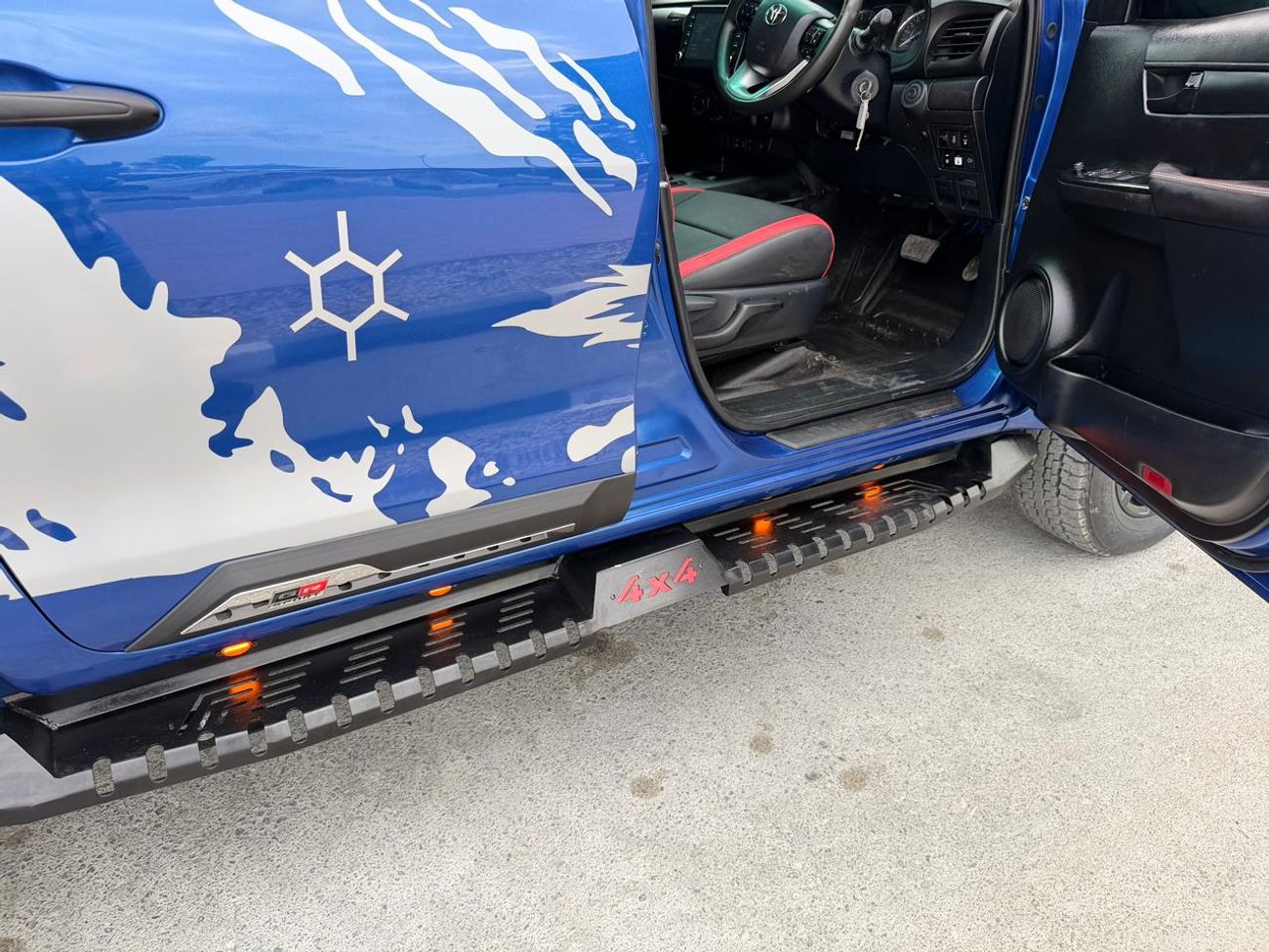 تويوتا هيلوكس -