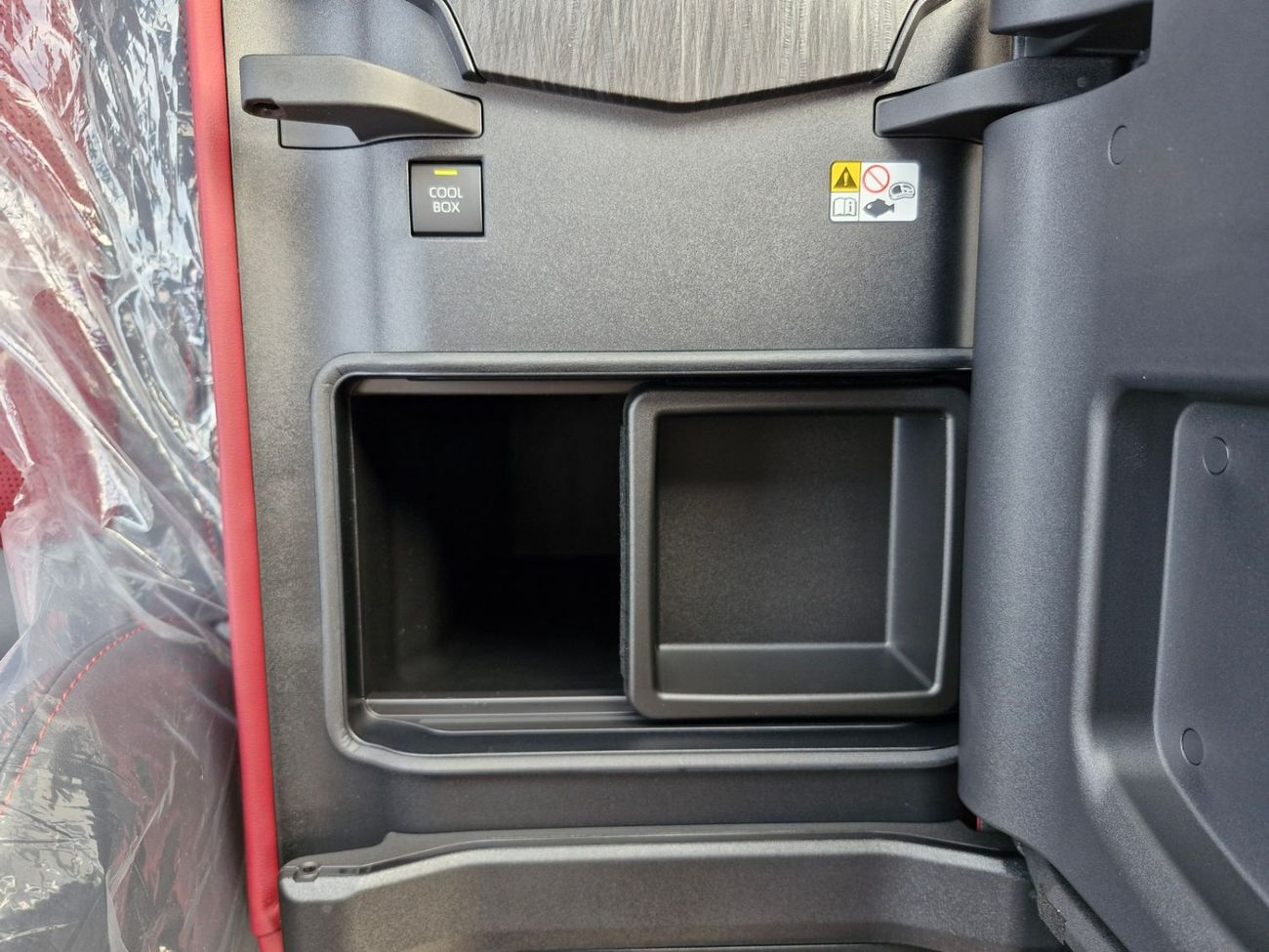 Toyota Land Cruiser 2025 TOYOTA LAND CRUISER GR-S 3.3L GCC BRAND NEW 0KM