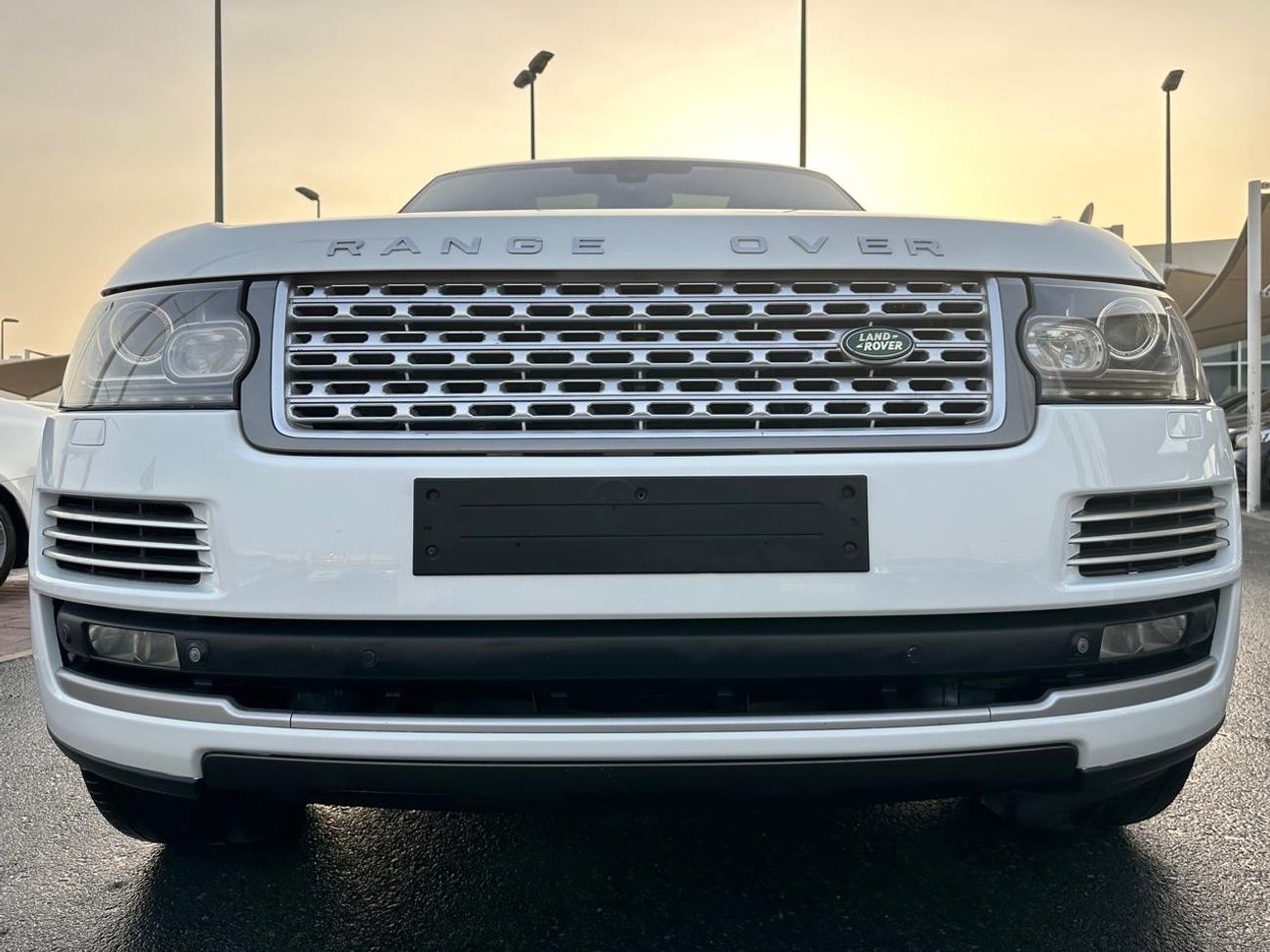 Land Rover Range Rover Range Rover SE_GCC_2015_Excellent Condition _Full option