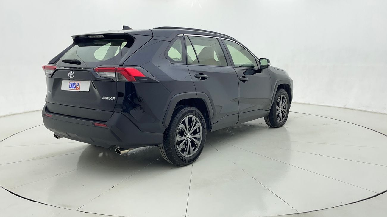 تويوتا راف ٤ VX 2.5 | بدون دفعة مقدمة | اختبار القيادة في المنزل