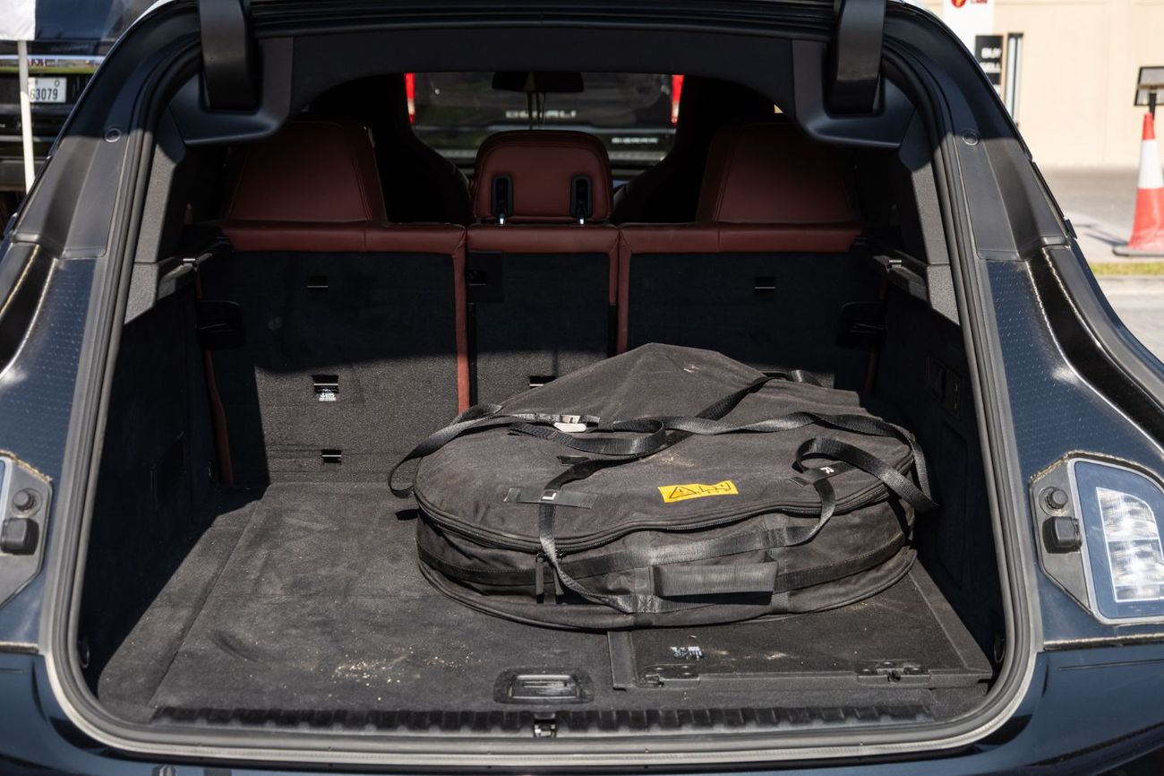 بي أم دبليو iX xDrive40