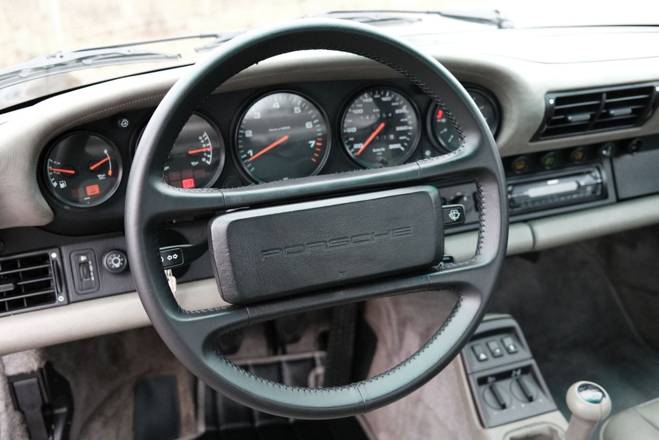 بورش 911 CARRERA