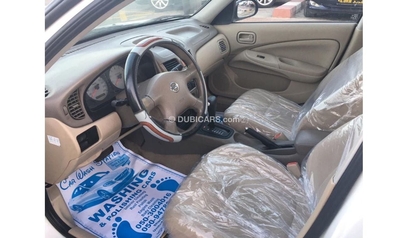 نيسان صني نيسان صني ٢٠١١ خليجي ممتازه جدان من الدخل والخارج