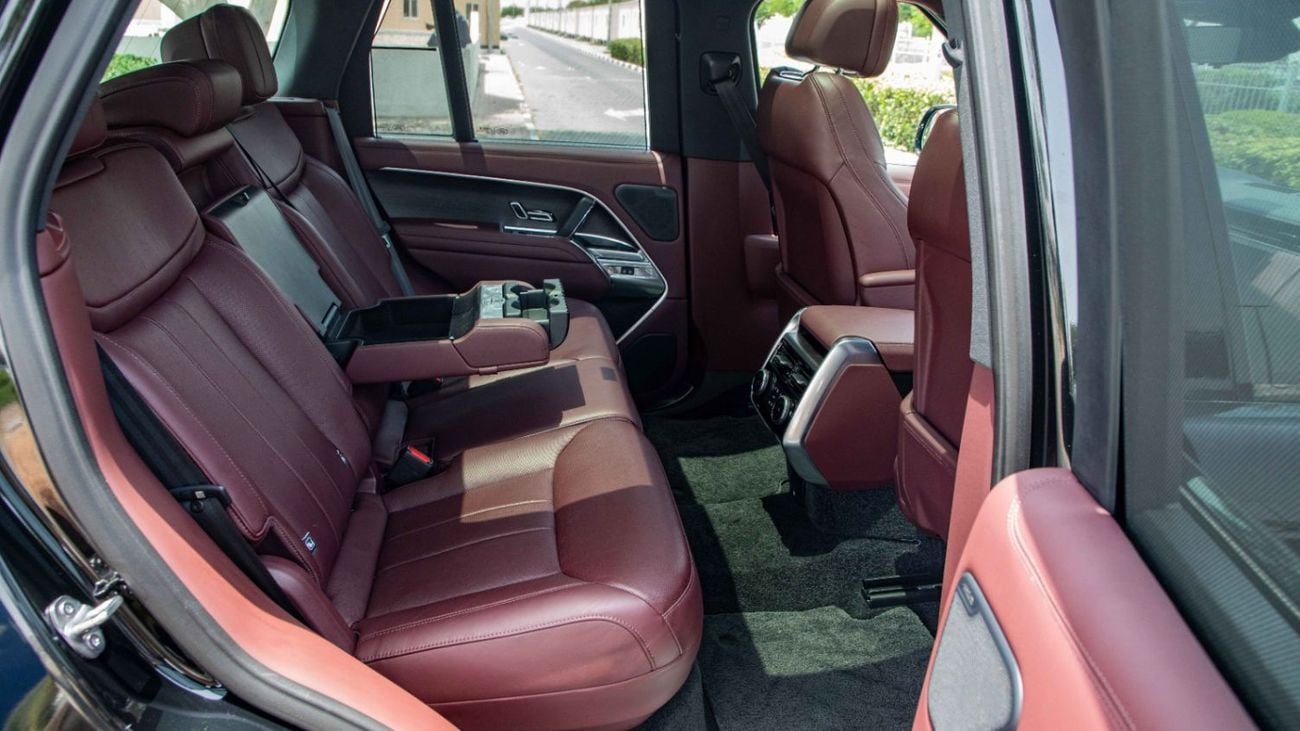 لاند روفر رينج روفر HSE 530 | V8 | 2022 | Under Warranty until 2027 | For Local Registration +10%