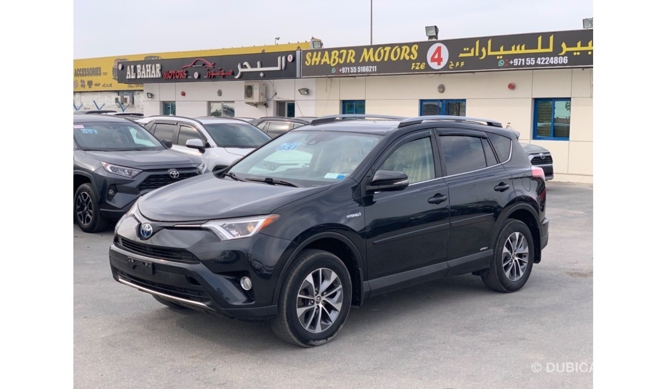 Toyota RAV4 2018 TOYOTA RAV4 XLE 4x4 HYBRID