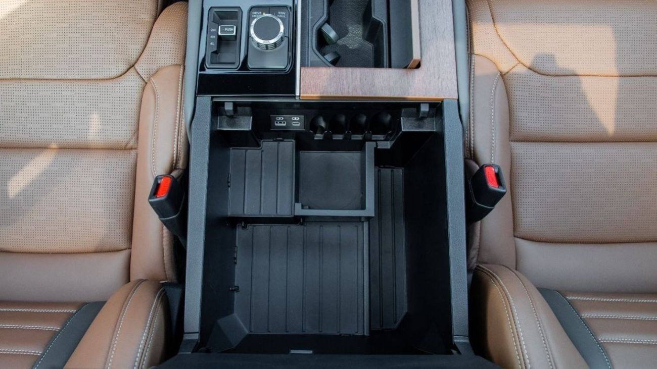 Toyota Tundra 1794 EDITION.CREWMAX.4WD. Local Registration + 10%