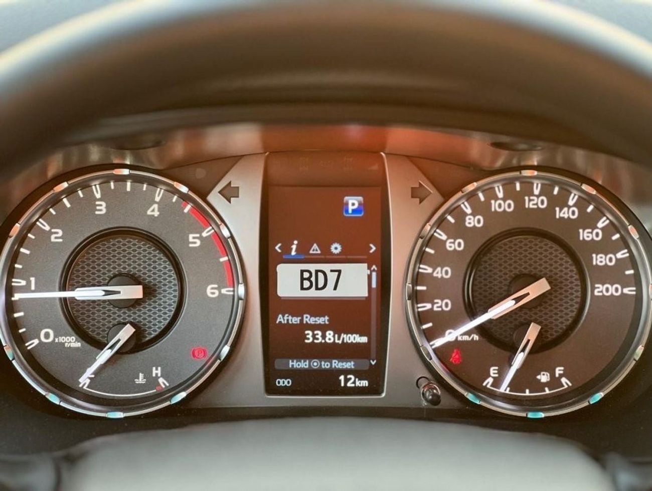 تويوتا هيلوكس TOYOTA HILUX 2.4 DIESEL 4WD 4DOORS 2024