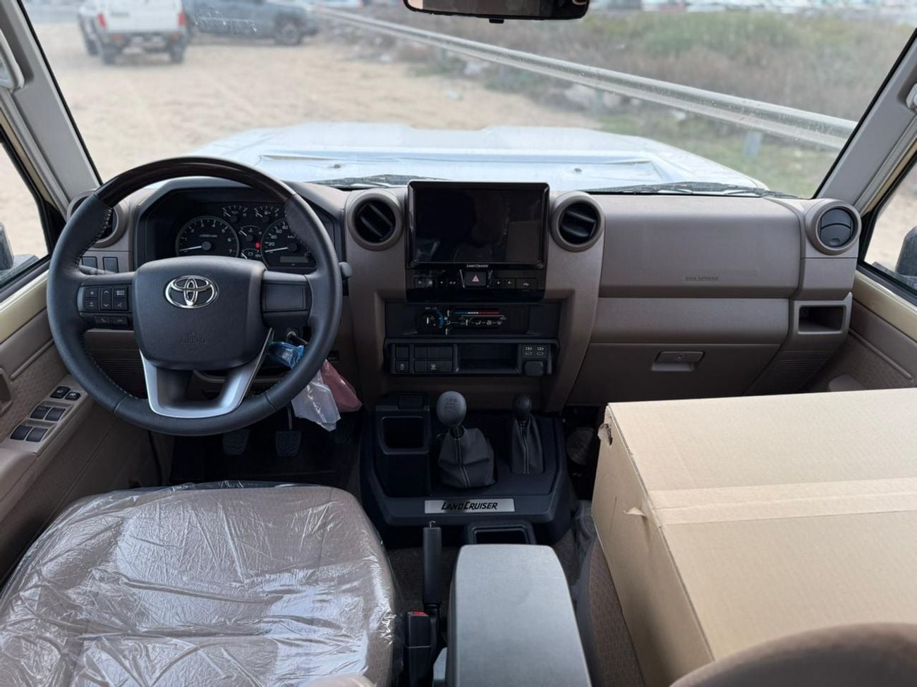 Toyota Land Cruiser 70 4.0L MID OPTION MANUAL WITH COOLING BOX
