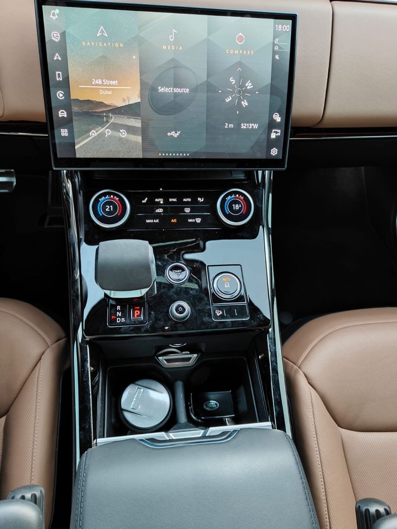 Land Rover Range Rover Sport Dynamic HSE P400 3.0L AED 8,421 / Monthly l 0% Downpayment l HSE Dynamic P400 l Agency Warranty