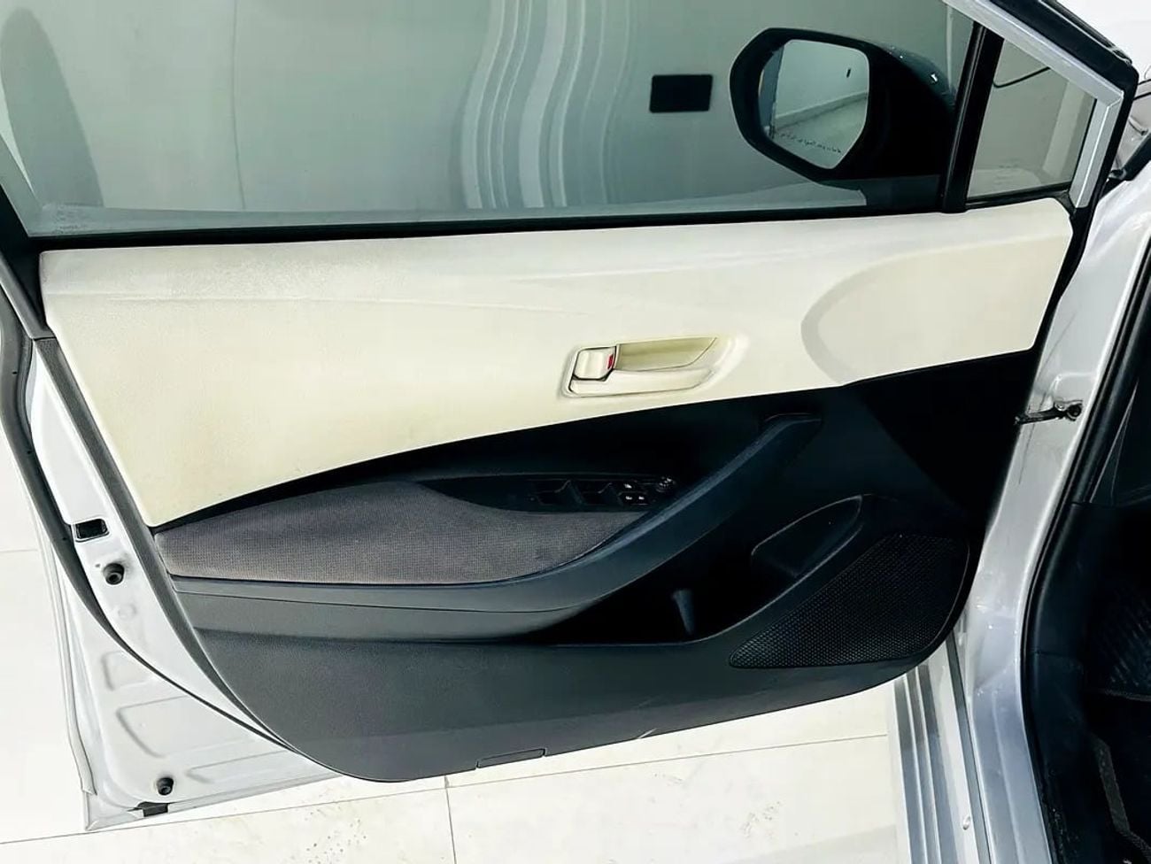 Toyota Corolla Limited 2.0L