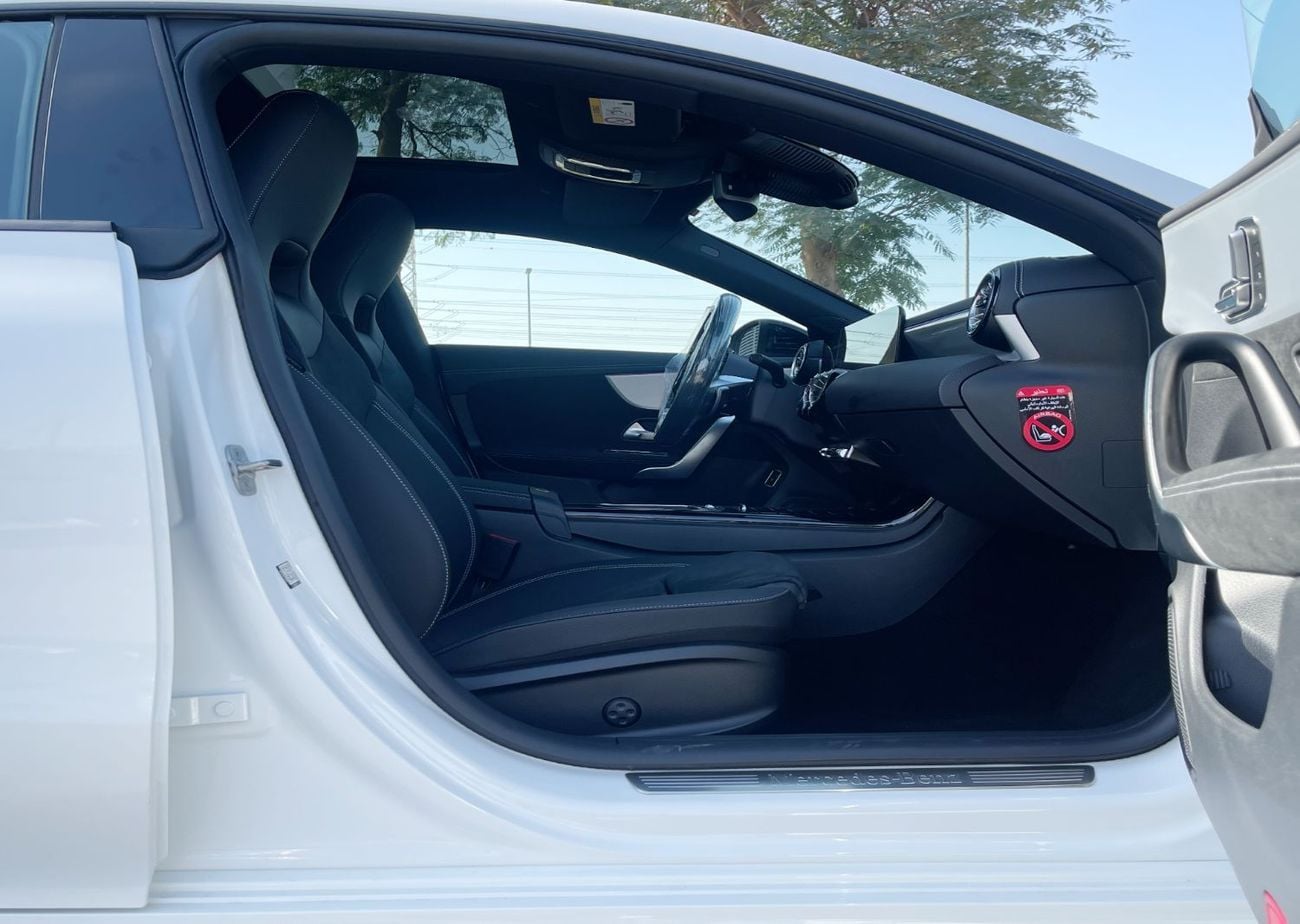 Mercedes Benz CLA 200 PREMIUM PLUS 1.3L COUPE -4CYL 165HP  GARGASH