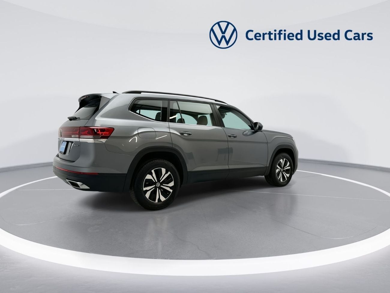 فولكس واجن تيرامونت Trendline 2.0L (Ref#54810) / WAS 149,900 AED - NOW 138,900 AED