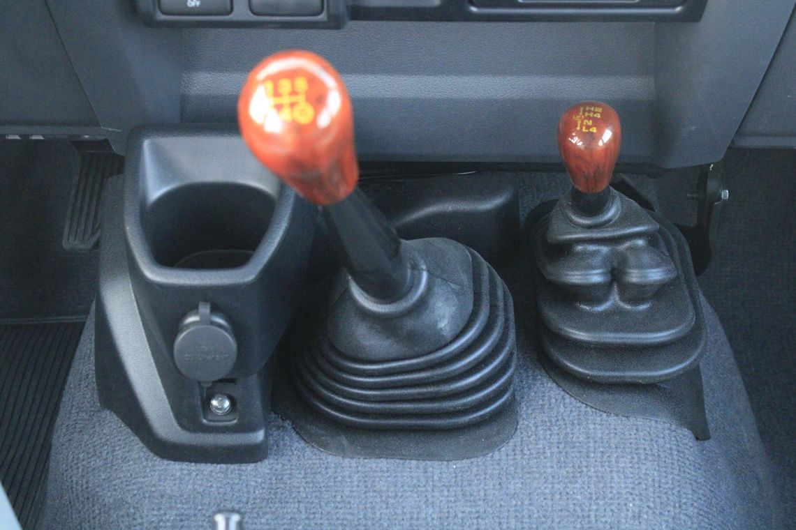 Toyota Land Cruiser 70 Wagon 4.5L V8 Diesel Full Option 2022 ( CODE # 5980 )