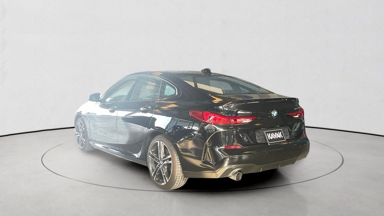 بي أم دبليو 218 1.5 218I GRAN COUPE M SPORT BLACK | شامل الضمان | 0 ﺪﻔﻋﺓ ﺃﻮﻟﻯ