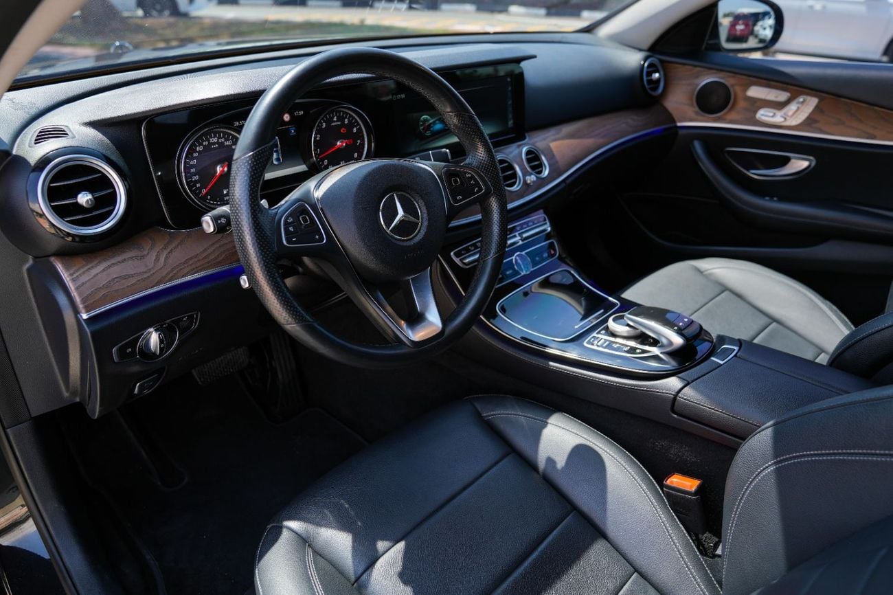 مرسيدس بنز E300 4 MATIC 2018!! KOREAN SPECS!! WELL MAINTAINED!! NO ACCIDENT