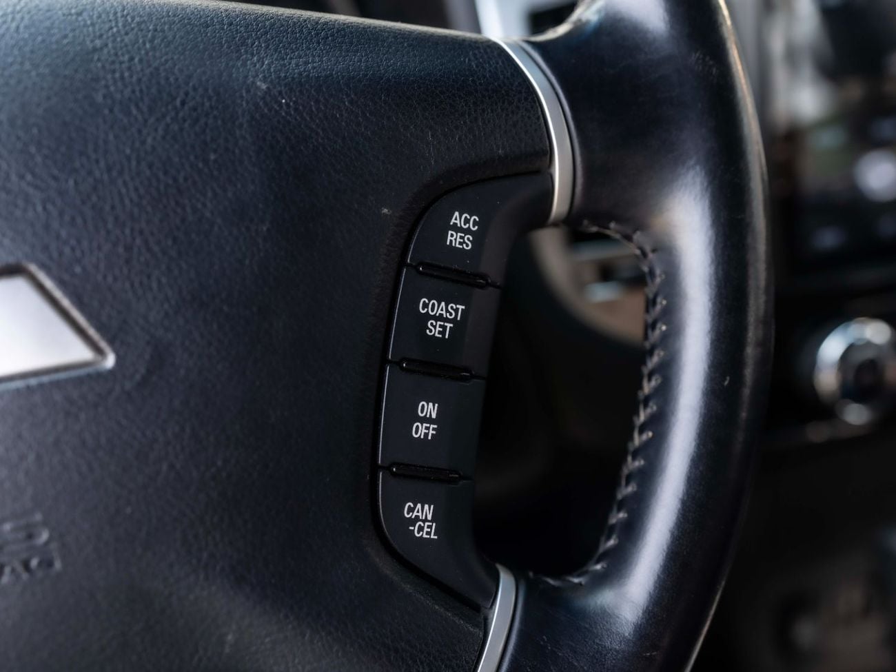 Mitsubishi Pajero GLS 3.5L (189 HP)